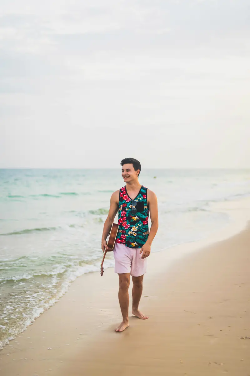 beach dating photo background 5 — natural lifestyle