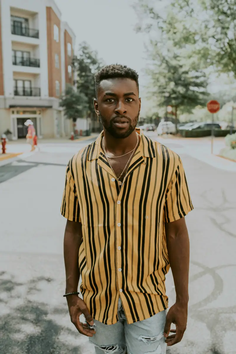 city-streets dating photo background 3 — natural lifestyle