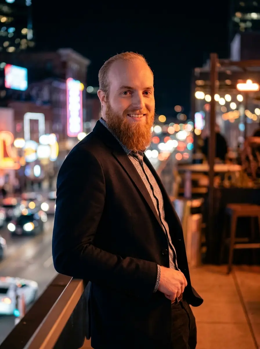 urban-night dating photo background 7 — natural lifestyle